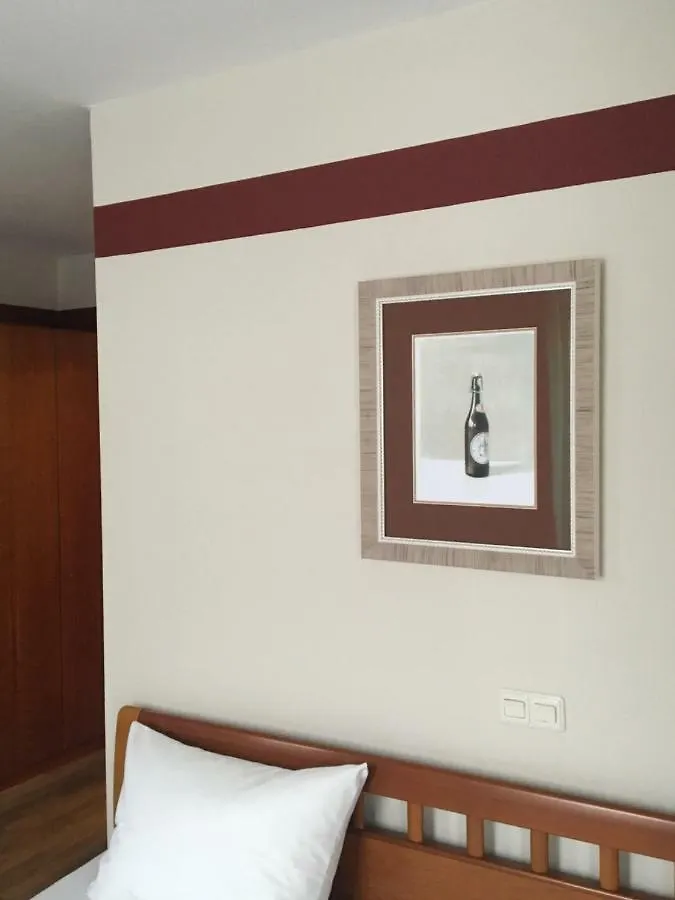 Unertl Braeustueberl Inn